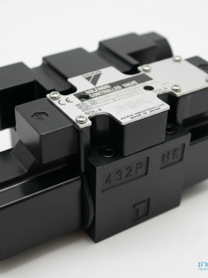 Daikin LS-G02-7CA-25-EN-645 Low Watt Solenoid Valve AC100V Daikin LS-G02-7CA-25-EN-645 Low Watt Solenoid Valve AC100V