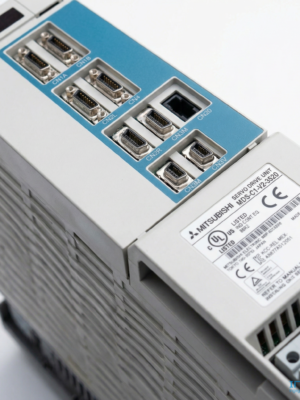 Mitsubishi MDS-C1-V2-3520 Servo Drive Unit 2-Axis 3.5kW/2.0kW