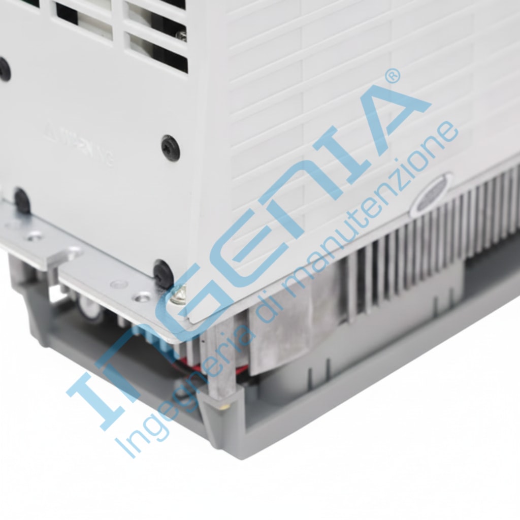 Mitsubishi MDS-C1-V1-05 AC Servo Drive 0.5kW 3.4A