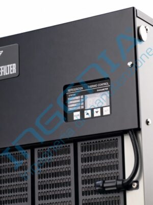 DAIKIN AKZ329-C Oil Chiller 3.2 kW DAIKIN AKZ329-C Oil Chiller 3.2 kW